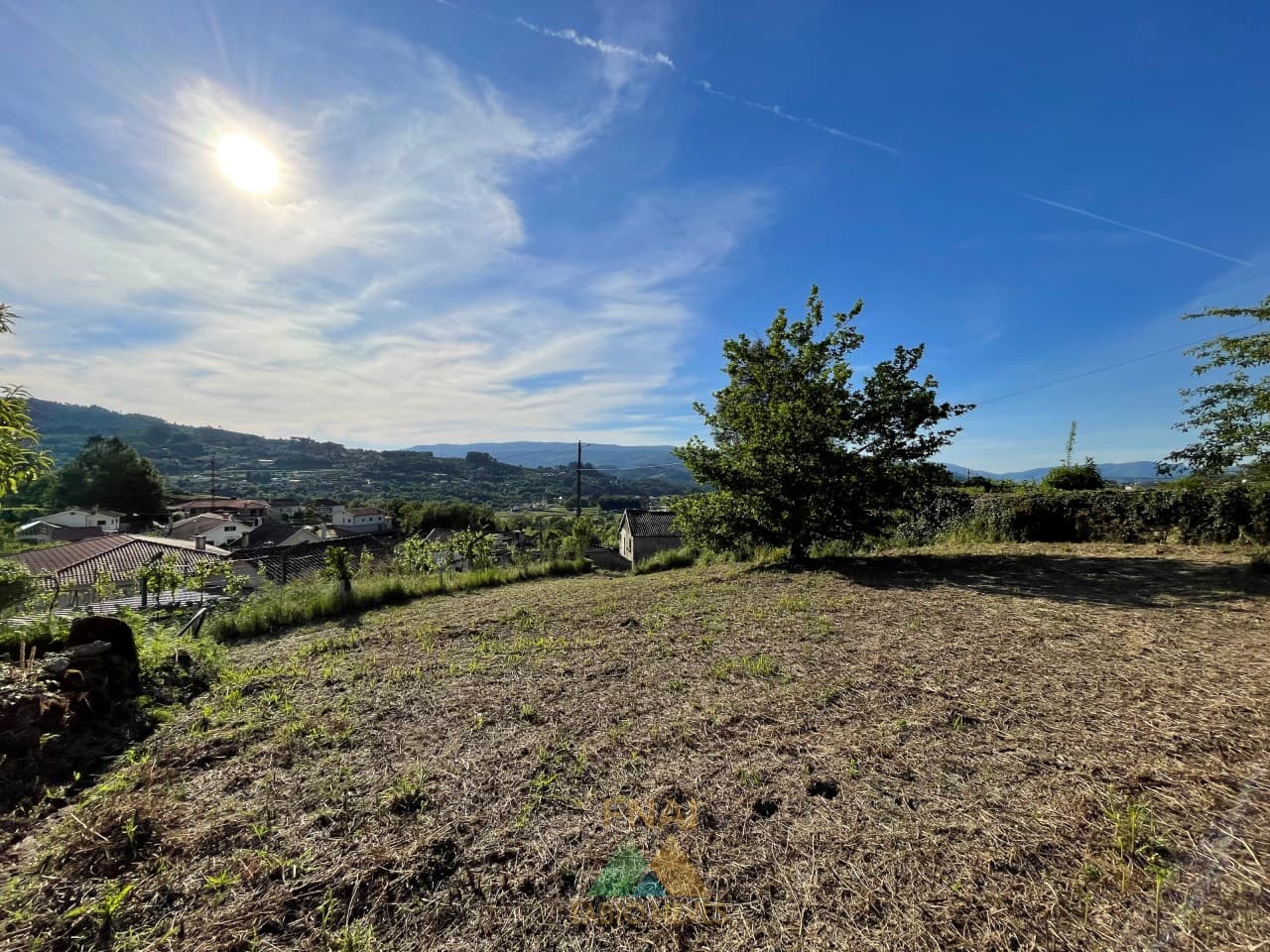 Terreno para Construção em Paço Vedro Magalhães, Ponte da Barca
