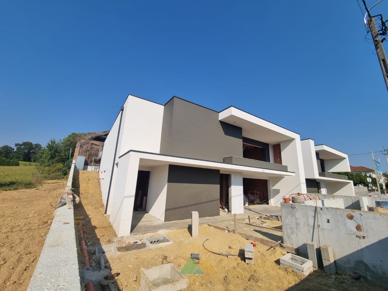 Moradia T3 em construção