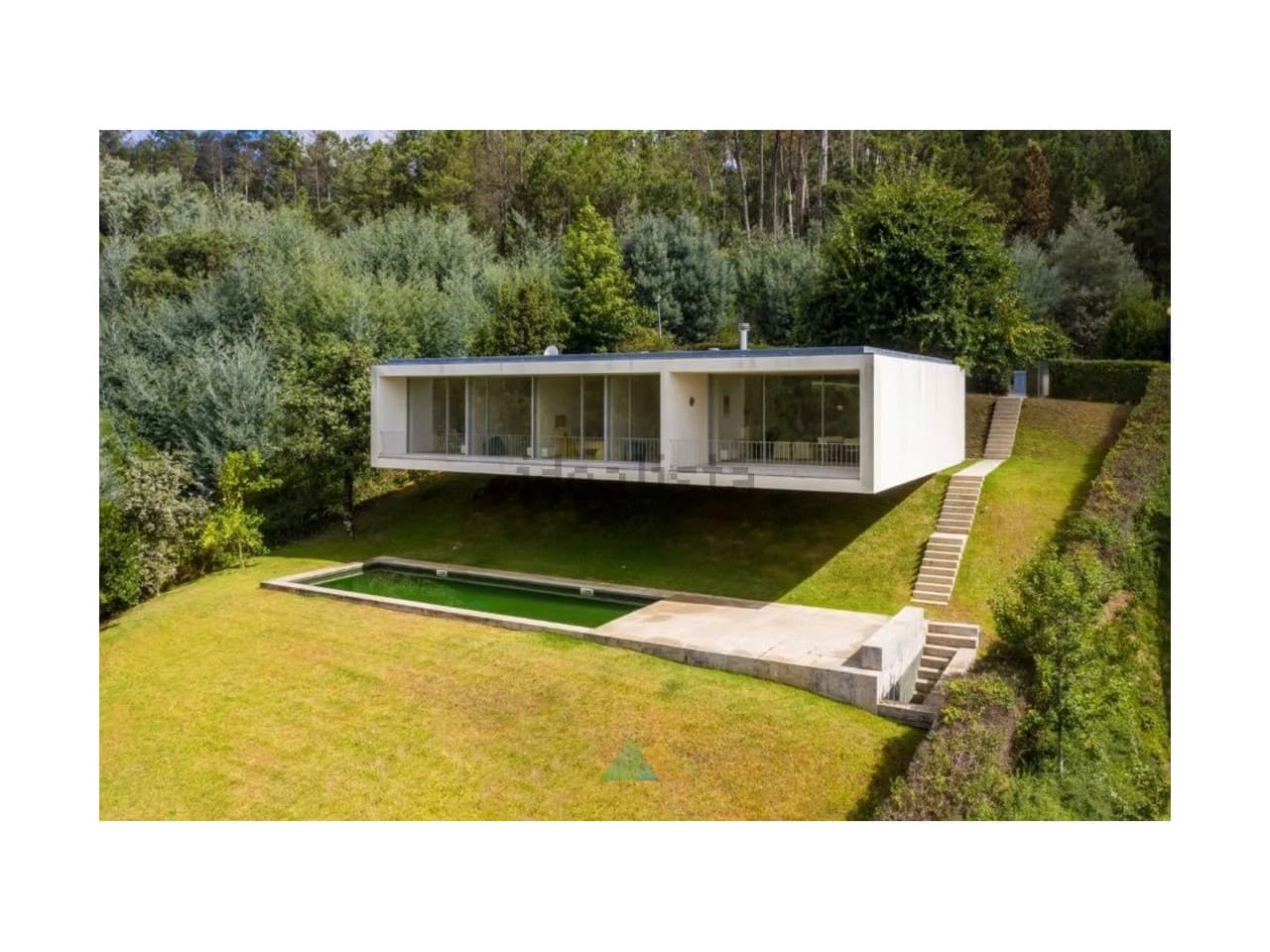 OFFMARKET - Moradia T4 no Golfe