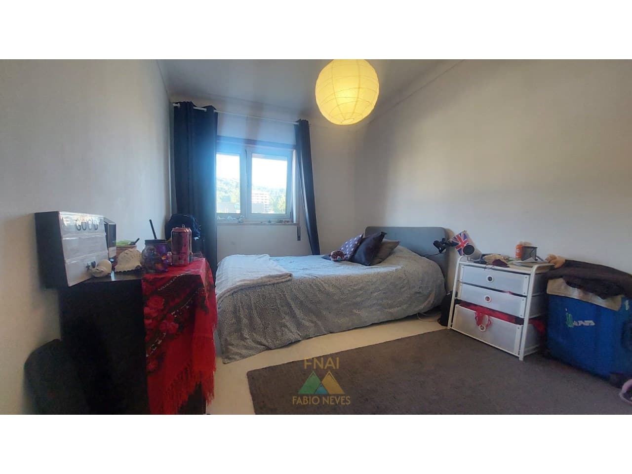 3-bedroom apartment with good area, plenty of natural light, and close to Viana do Castelo
