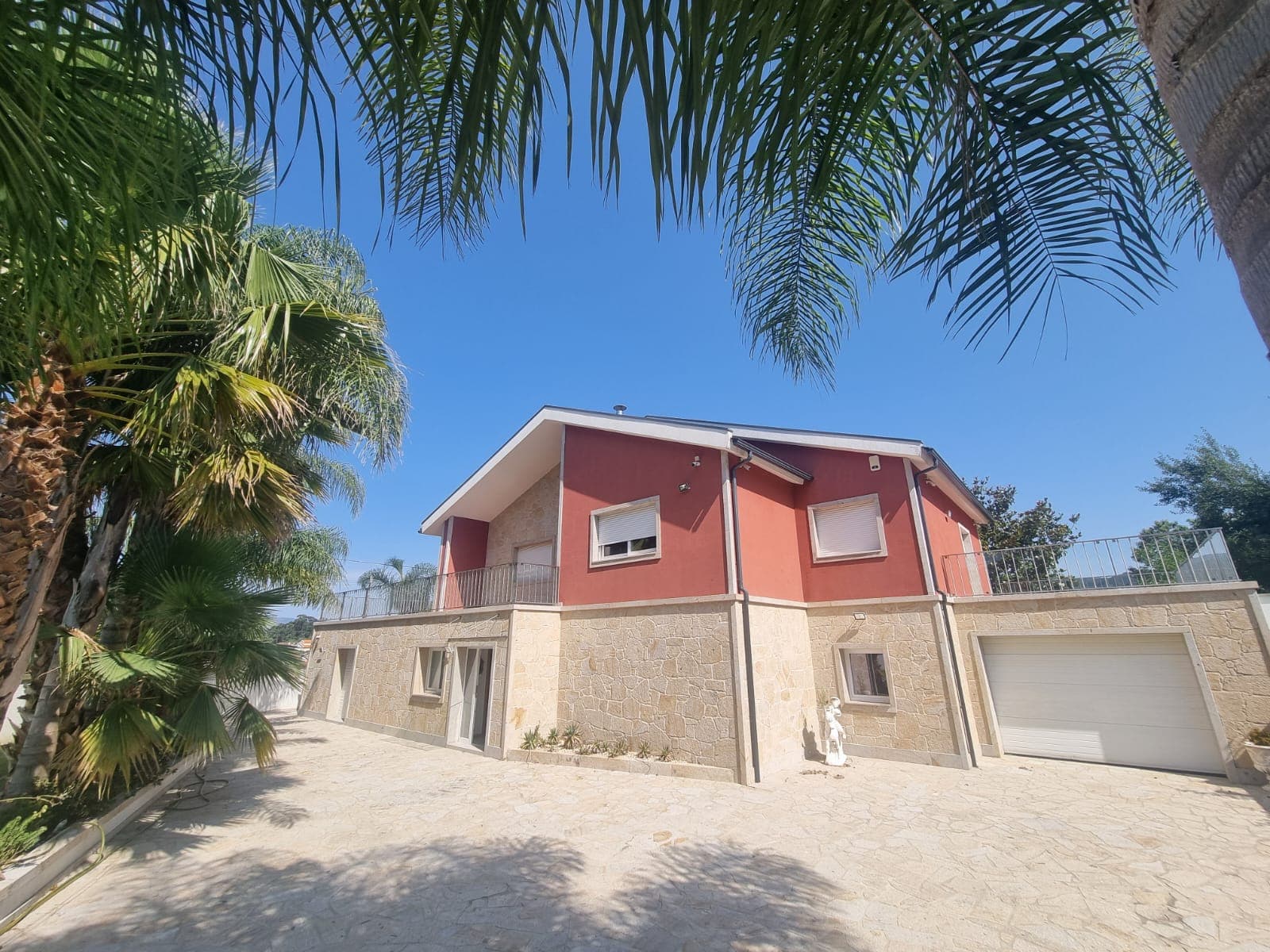 V6 Villa with Pool in Ponte de Lima