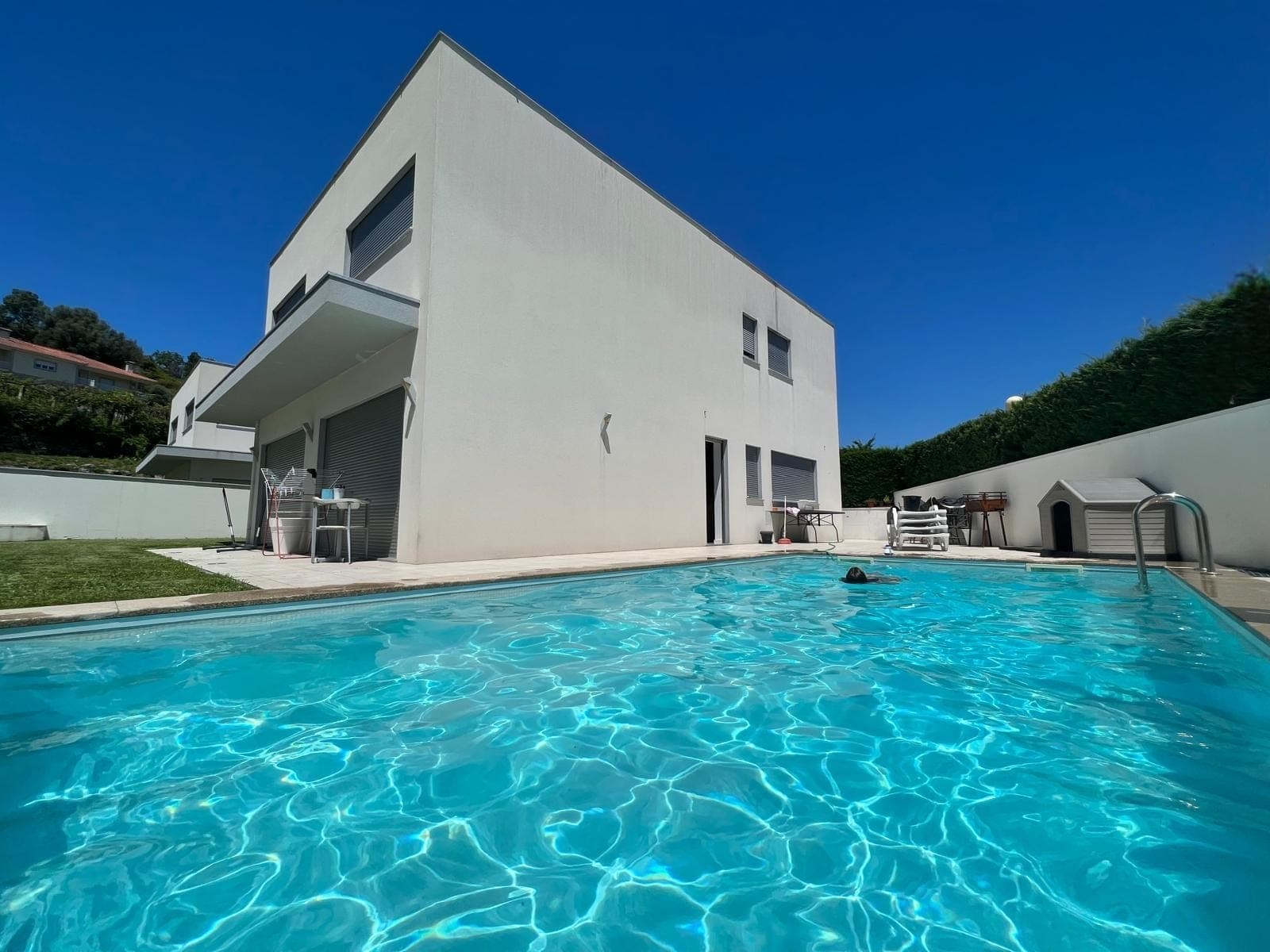 V3 House Guilhadeses