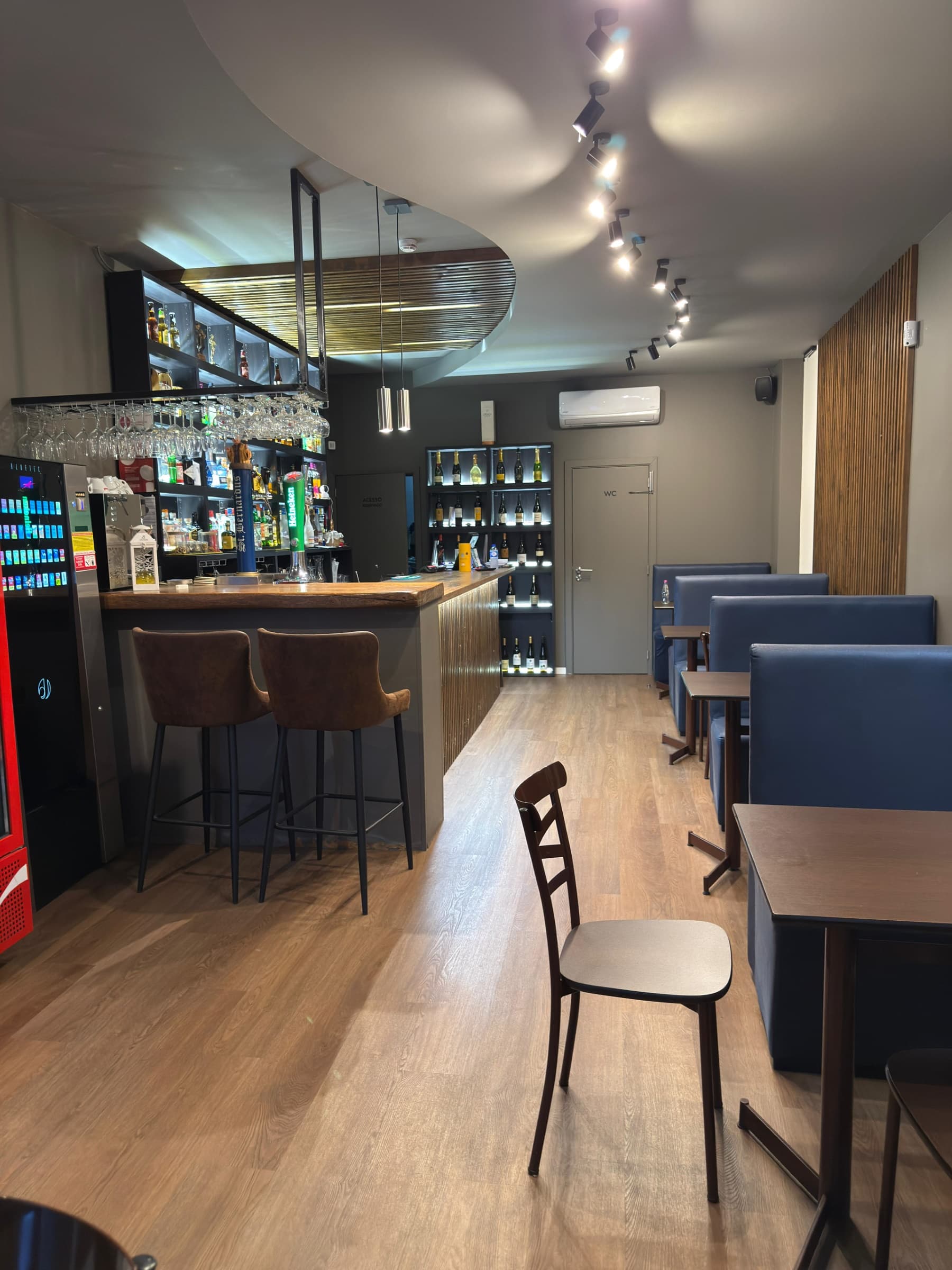Transfer of bar and tapas house in the historic center