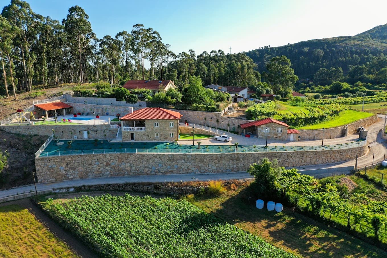 2 Stone Houses with Pool + Independent T1 House - Ponte de Lima